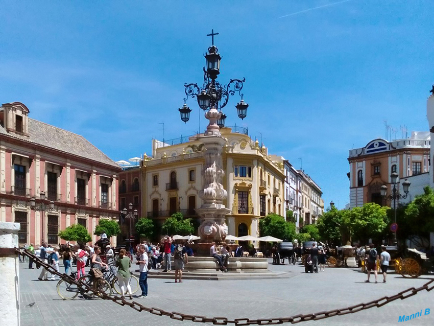 Sevilla
ist die Hauptstadt der Autonomen Region Andalusien und der Provinz Sevilla von Spanien. Mit knapp 700.000 Einwohnern ist Sevilla die viertgrößte Stadt Spaniens. laut Wikipedia
Schlüsselwörter: Spanien, Sevilla