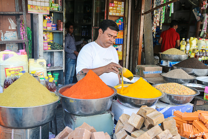 Udaipur - In den Gassen
Wenn man durch die Gassen schlendert erlebt man ein ganz besonderes Indien. 
Schlüsselwörter: Indien, Udaipur