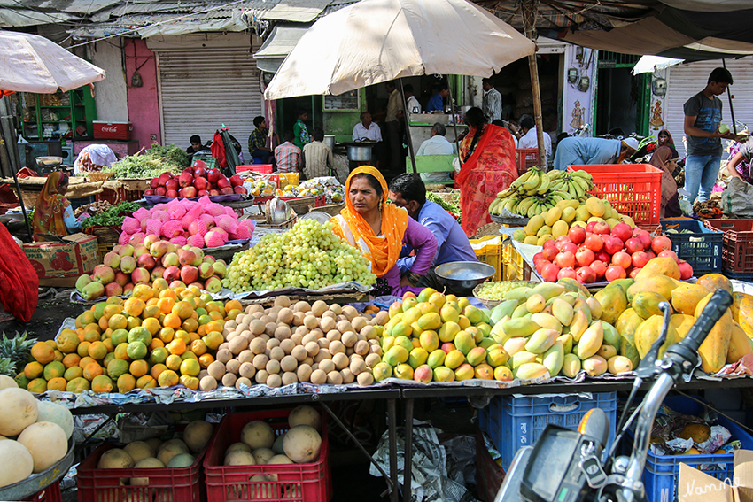 Udaipur - In den Gassen
Wenn man durch die Gassen schlendert erlebt man ein ganz besonderes Indien. 
Schlüsselwörter: Indien, Udaipur