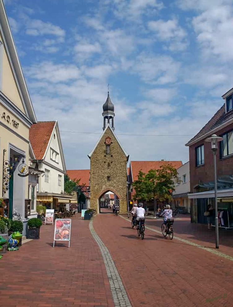 Durchfahrt
Quakenbrück
Schlüsselwörter: Quakenbrück