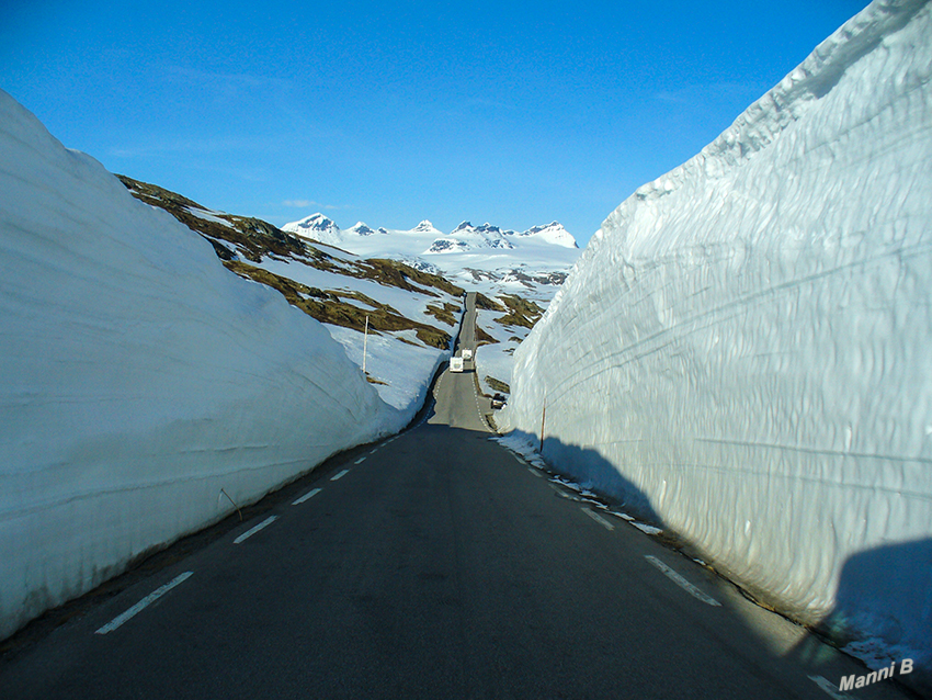 Sognefjellet
Die Norwegische Landschaftsroute Sognefjellet ist der höchste Gebirgspass Nordeuropas (höchster Punkt: 1.434 Meter über dem Meeresspiegel)
laut visitnorway.com
Schlüsselwörter: Norwegen, Sognefjellet