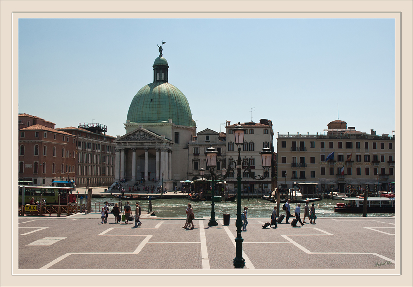 Am Bahnhof von Venedig
Schlüsselwörter: Venedig Italien