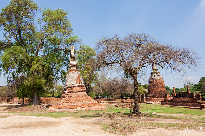 Ayutthaya - Geschichtspark
Hier kann man wunderbar die Erdverwerfungen sehen die Überschwemmungen und Erdbeben im Laufe der Zeit hinterlassen haben.
Schlüsselwörter: Thailand Ayutthaya Wat Phra Si Sanphet Geschichtspark