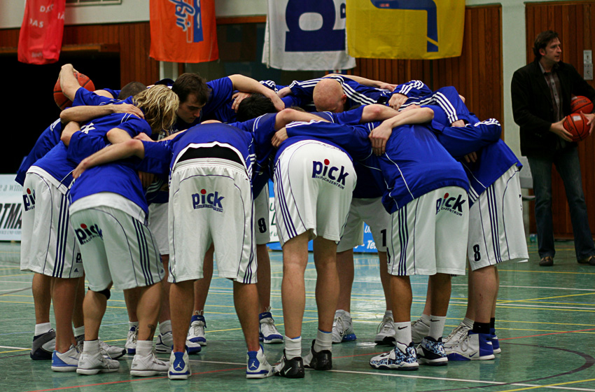 Besprechung
Elephants VS - SG Braunschweig
Schlüsselwörter: Basketball     Grevenbroich   Elephants     Braunschweig