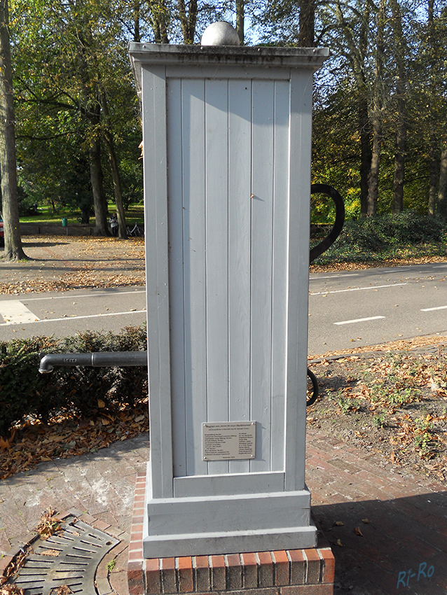 Marktbrunnen in Norden
Errichtet vom "Verein für einen Marktbrunnen".
Schlüsselwörter: Nordsee, Norden