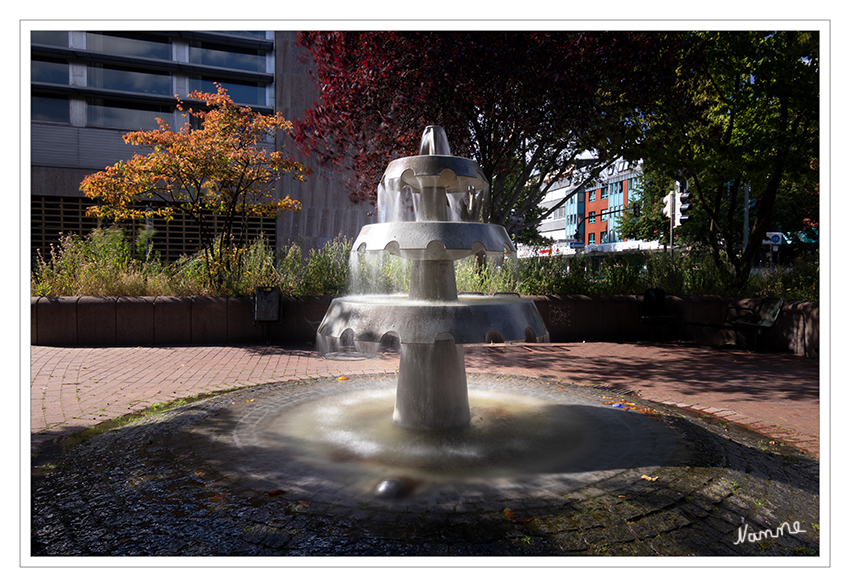 Oase in der Stadt
2 Sekunden
Schlüsselwörter: Brunnen