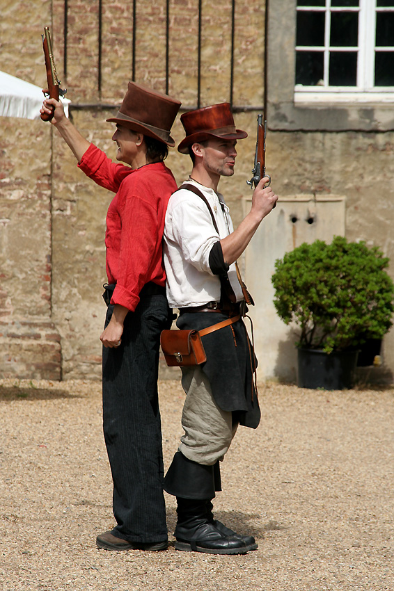 Die Duellanten
Renaissancefest 2007 auf Schloß Dyck
Schlüsselwörter: Renaissancefest    Schloß Dyck    Duellanten