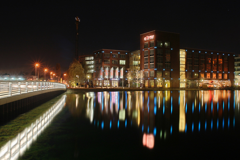 Abends, wenn es dunkel wird....ll
Schlüsselwörter: Duisburger Hafen