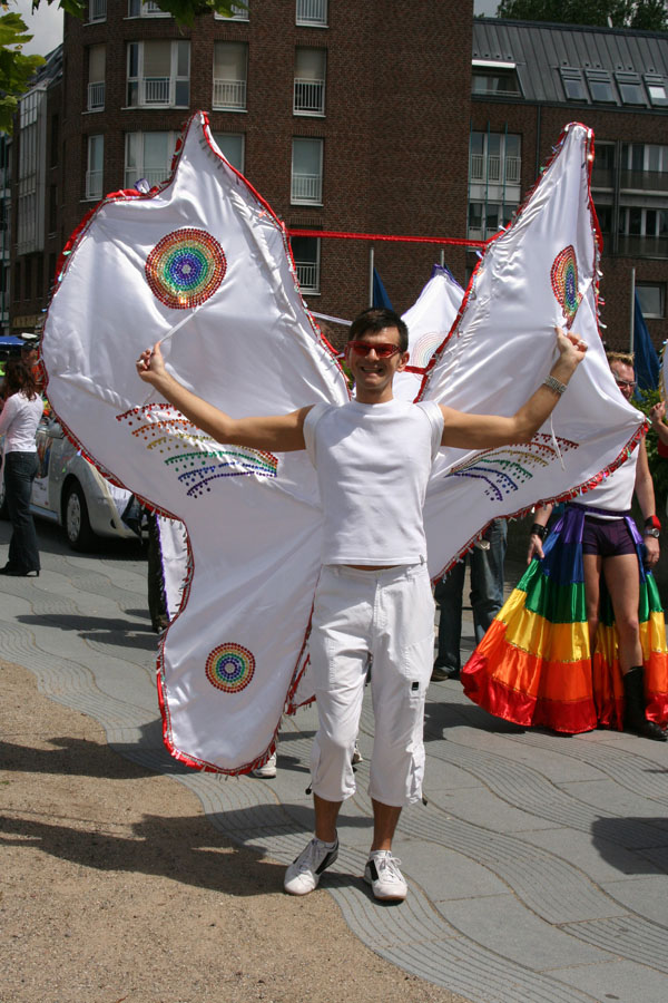 Schmetterling
CSD Parade in Düsseldorf 2006
Schlüsselwörter: CSD, Düsseldorf,