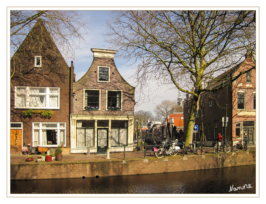 Wohnhäuser
an einer Gracht gelegen in Gouda
Schlüsselwörter: Holland Gouda