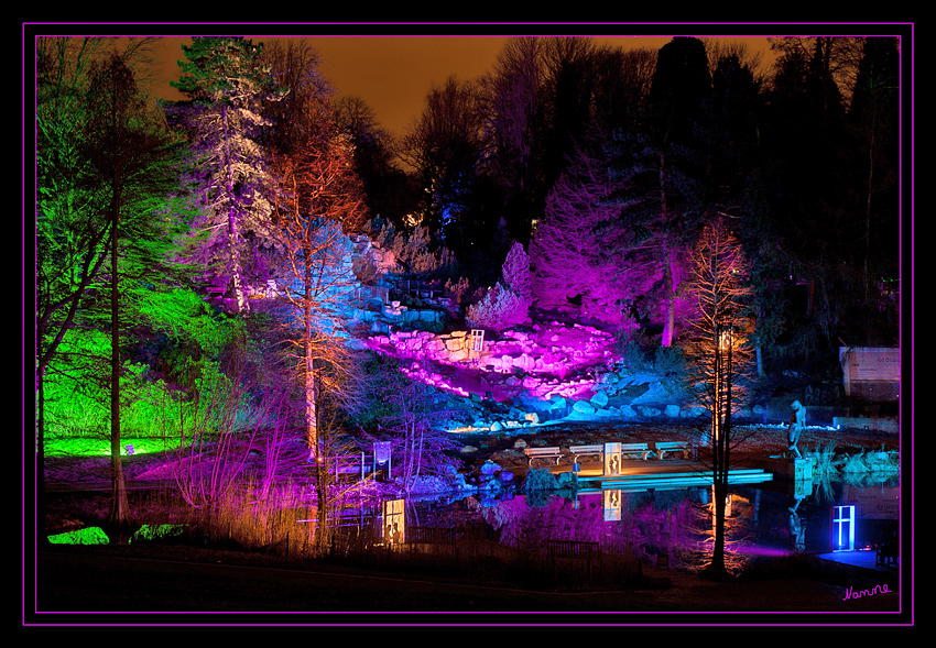 Parkleuchten
Für besonders intensiv leuchtende Farben sorgen modernste LED-Leuchtmittel
Schlüsselwörter: Gruga Illumina Parkleuchten