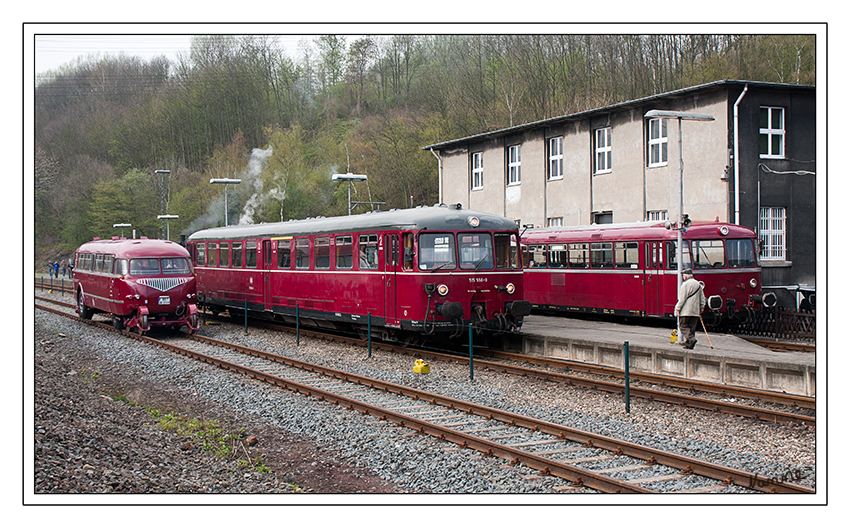 Fahrzeugparade
Nachtrag vom Fototag des Eisenbahnmuseums Bochum
Schlüsselwörter: Eisenbahnmuseum Bochum Dahlhausen