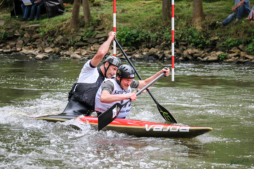 Kanu Erftslalom
Zum zehnten Male ist die Kanugemeinschaft Erft Gastgeber für einen bundesoffenen Slalom-Wettbewerb auf der Neusser Erft. 
Schlüsselwörter: Kanu, Erft, Erftslalom, 2016