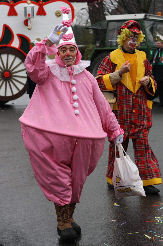 Helau
Tulpensonntag 2009
Schlüsselwörter: Karneval    2009     Tulpensonntag