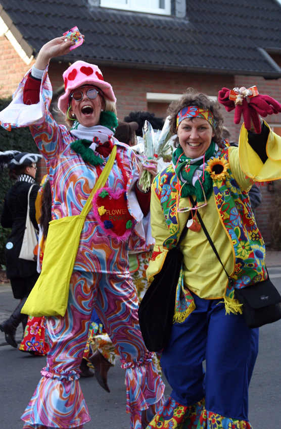 Da sind wir dabei....
Tulpensonntagsumzug in Grefrath
Schlüsselwörter: Karneval     Tulpensonntag     Grefrath