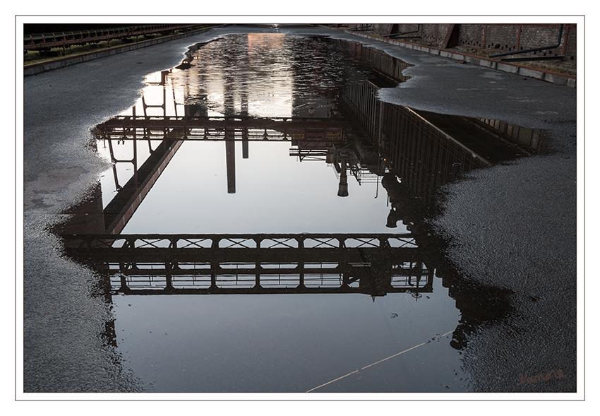 Kokerei Zollverein
Spiegelung
Schlüsselwörter: Kokerei Zollverein, Essen, Spiegelung