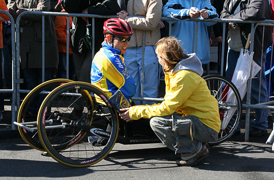 Rennbiker
Korschenbroicher Citylauf 2006
Schlüsselwörter: Korschenbroicher Citylauf, Rennbiker