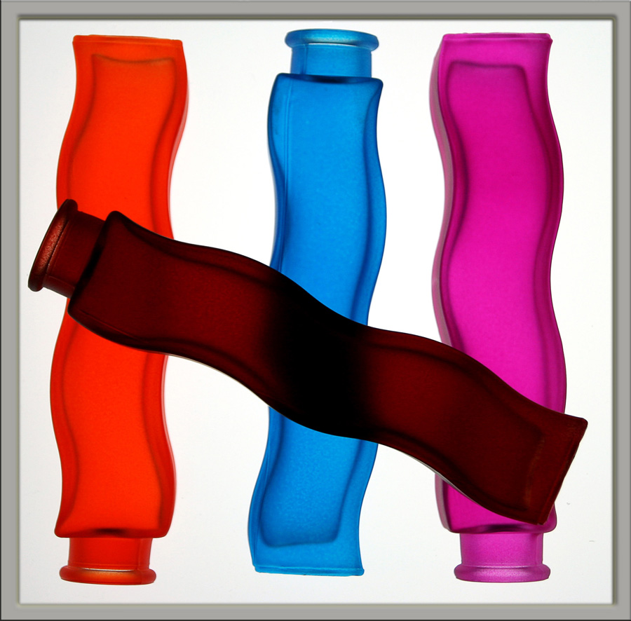 Farbenfroh
Schlüsselwörter: Vasen, Ikea, Lichtbox
