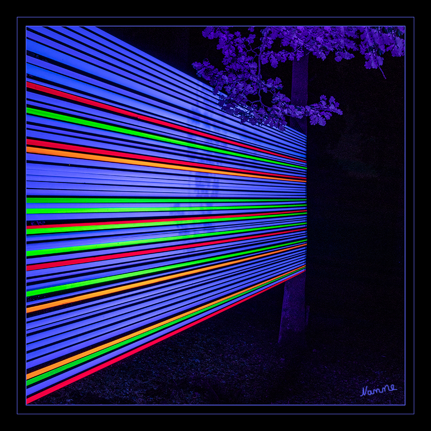Lichtfestival - Schloß Dyck
Horizontal Interference
Moderne Laser-Lichtinstallationen verändern die Architektur der Natur
Schlüsselwörter: Lichtfestival, Schloß Dyck, Bäume