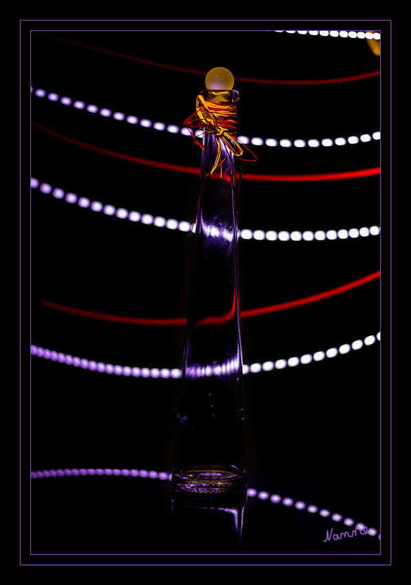 Lightpainting - Spiegelung
Schlüsselwörter: Lichtmalerei , Light Painting