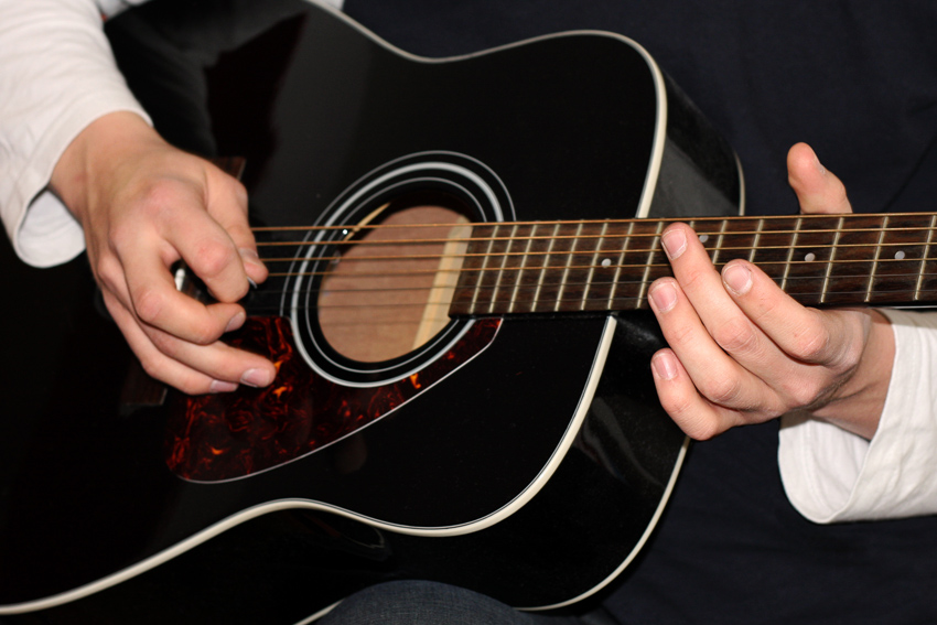 Mit Musik
geht vieles leichter
Schlüsselwörter: Hände    Musik