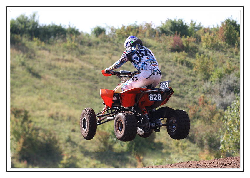 Abgehoben
Motorcrossmeisterschaft Grevenbroich
Schlüsselwörter: Motorcross Quad Grevenbroich