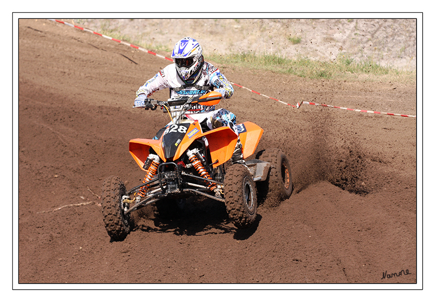 Quad
Motorcrossmeisterschaft Grevenbroich
Schlüsselwörter: Motorcross Meisterschaft Grevenbroich Quad