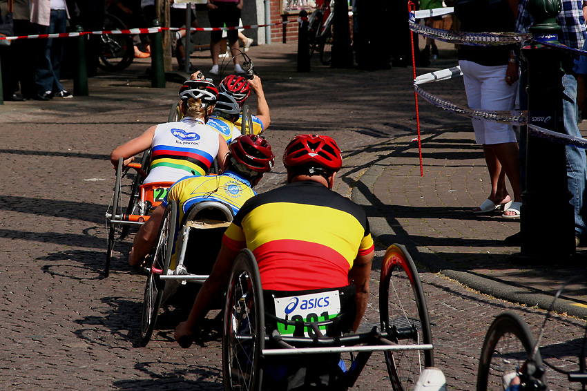 Schon...vorbei
Korschenbroicher Citylauf 2007
Schlüsselwörter: Korschenbroicher Citylauf