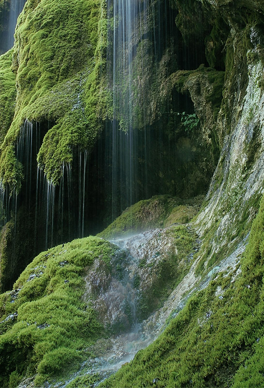 Schleierfälle
Schlüsselwörter: Schleierfälle, Wasserfall