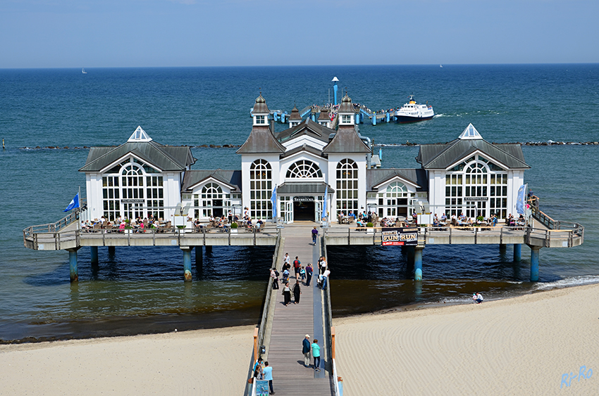 Seebrücke Sellin
diese ist die längste und schönste Seebrücke Rügens.
Schlüsselwörter: Rügen, Sellin, Seebrücke