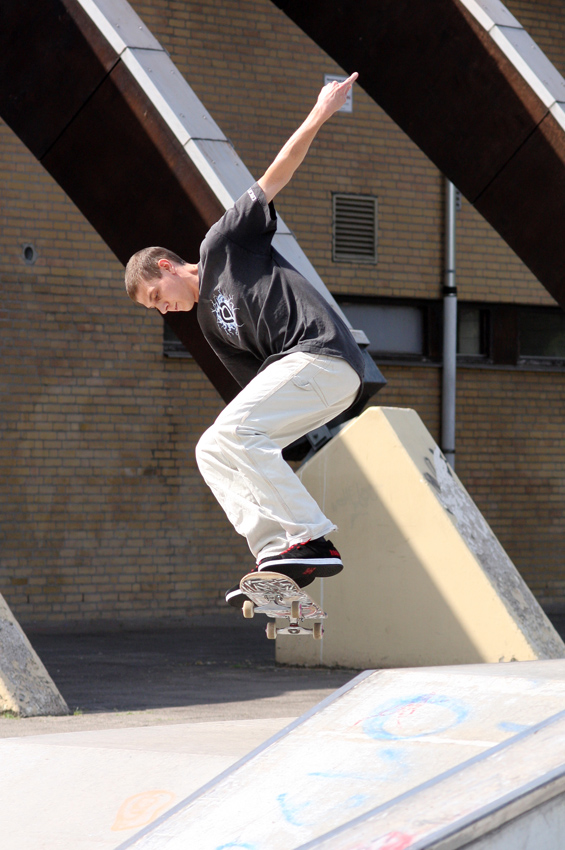 Skatecontest
am Südpark Neuss
Schlüsselwörter: Skater