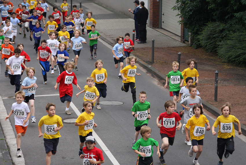 Lauf der Jungens
Neusser Sommernachtslauf 2008
Schlüsselwörter: Neusser Sommernachtslauf 2008 Sommernachtslauf