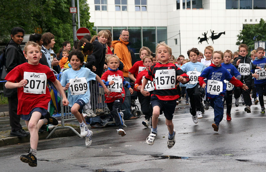 Gestartet
Citylauf 2006 Schüler
Schlüsselwörter: Neuss, Citylauf, Schüler