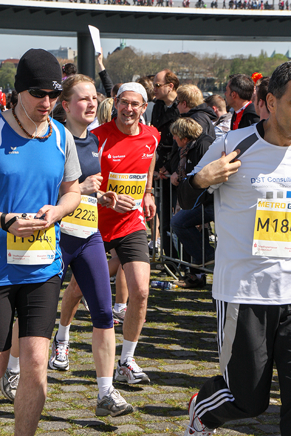 Staffellauf
Schlüsselwörter: Marathon Düsseldorf Sparkasse Neuss