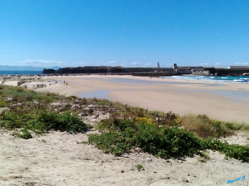 Tarifa
in der andalusischen Provinz Cádiz (Spanien) ist die am südlichsten gelegene Stadt des europäischen Festlands. Sie markiert das östliche Ende der Costa de la Luz. laut Wikipedia
Schlüsselwörter: Spanien, Tarifa