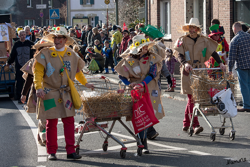 Tulpensonntagumzug
in Grefrath
Schlüsselwörter: Tulpensonntag, Grefrath