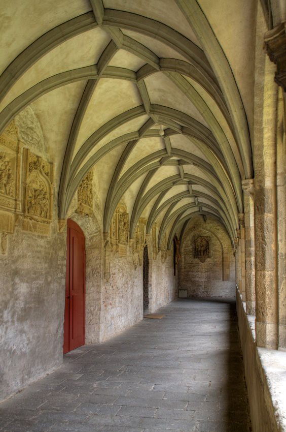 Kreuzgang
Dom St.Viktor Xanten
Schlüsselwörter: Xanten    Dom     St.Viktor