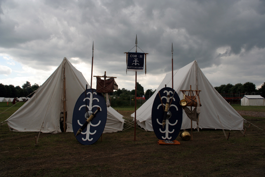 Lager
in Xanten anläßlich der Veranstaltung
Schwerter, Brot und Spiele


Schlüsselwörter: Xanten   Archäologischer Park    Schwerter, Brot und Spiele