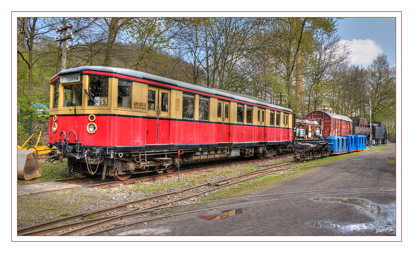 Auf dem Gelände
Bochum wurde im Laufe der Zeit zu dem größten privaten Eisenbahnmuseum in Deutschland und ist bekannt für seine Sammlung mit mehr als 150 Ausstellungsstücken,
Schlüsselwörter: Eisenbahnmuseum  Bochum