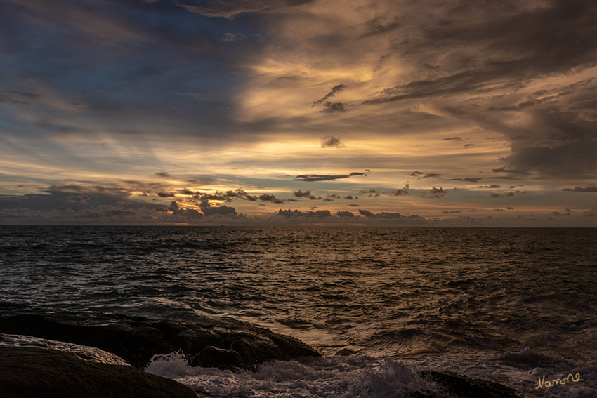 Dramatischer Himmel
von unserem Lieblingsplatz am Strand von Ahungalla
Schlüsselwörter: Sri Lanka, Strand, Ahungalla