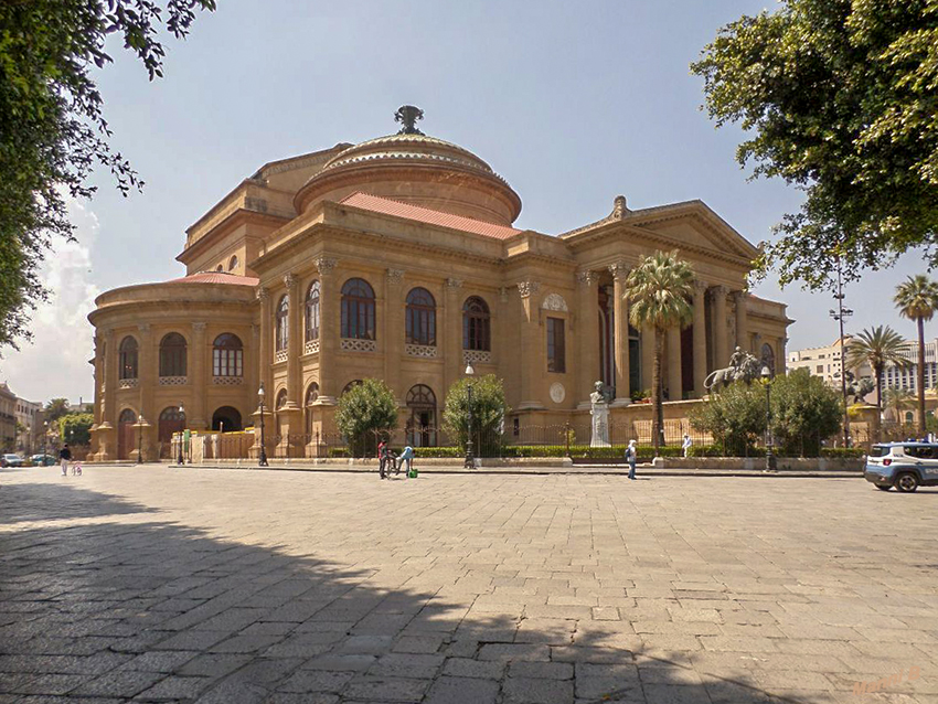 Palermoimpressionen
Teatro Massimo
Schlüsselwörter: Italien