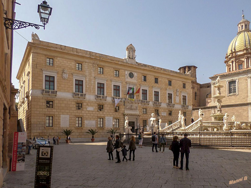 Palermoimpressionen
Senatorenpalast (Rathaus) am Piazza Pretoria
Schlüsselwörter: Italien