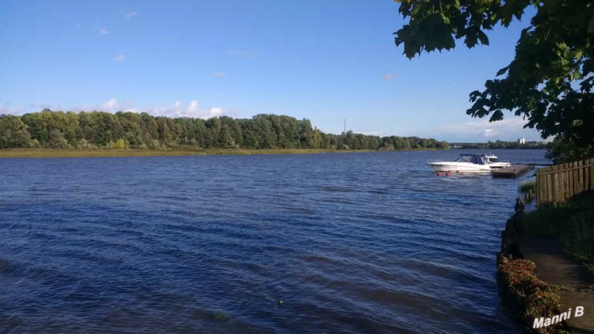 Impressionen aus Pärnu
Fluss Pärnu
Schlüsselwörter: Estland