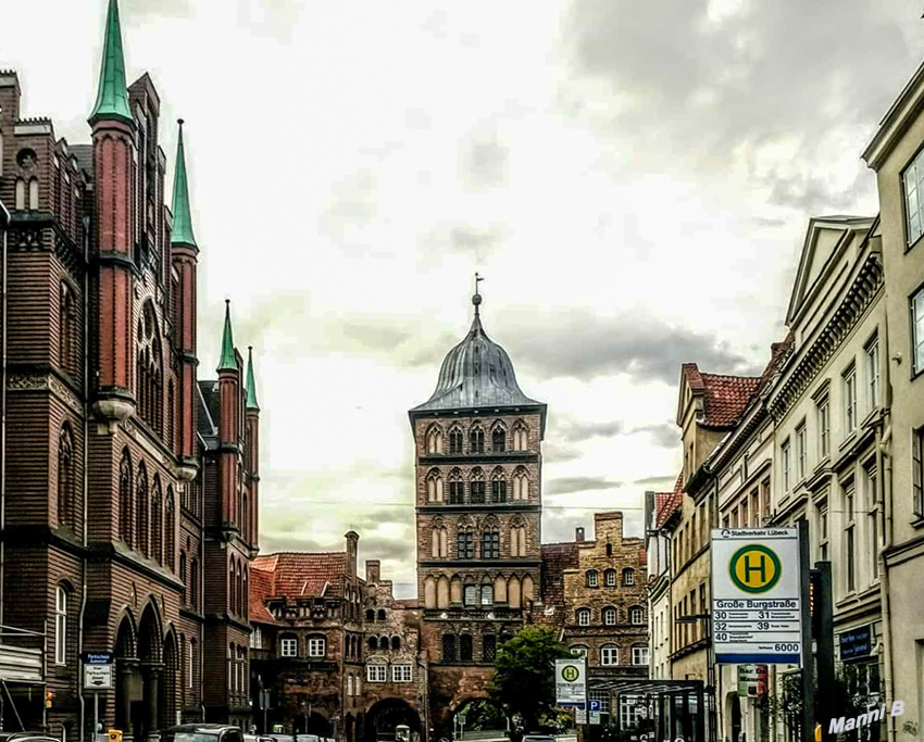Lübeck
Lübeck ist eine norddeutsche Stadt, die sich durch ihre Bauten im Stil der Backsteingotik auszeichnet. lt Wikipedia
Schlüsselwörter: Lübeck