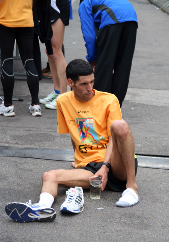 Geschafft
Korschenbroicher Citylauf 2008
Schlüsselwörter: Korschenbroicher Citylauf Läufer