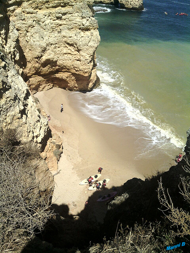 Lagos - Algarve
Portugal
Berühmt ist die Algarveküste für ihre zahlreichen feinsandigen Strände und die teils bizarren und monumentalen Felsformationen im westlichen Teil.
Schlüsselwörter: Portugal, Lagos