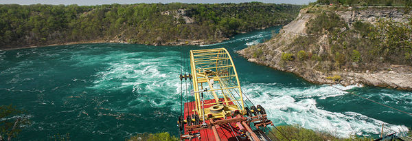 Whirlpool
Whirlpool -  einer Anhäufung von Strudel und Stromschnellen im Niagarafluss.
Schlüsselwörter: Kanada, Niagara, Whirlpool