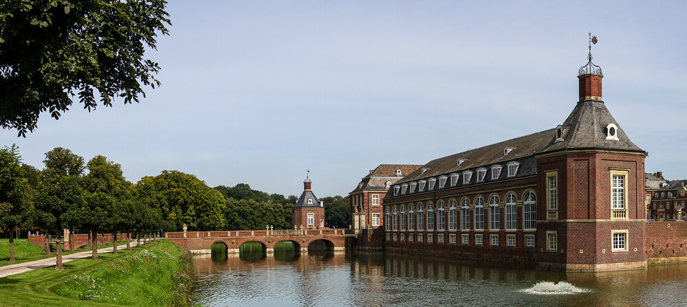 Schönes Münsterland- Schloss Nordkirchen
Marianne
Schlüsselwörter: 2023