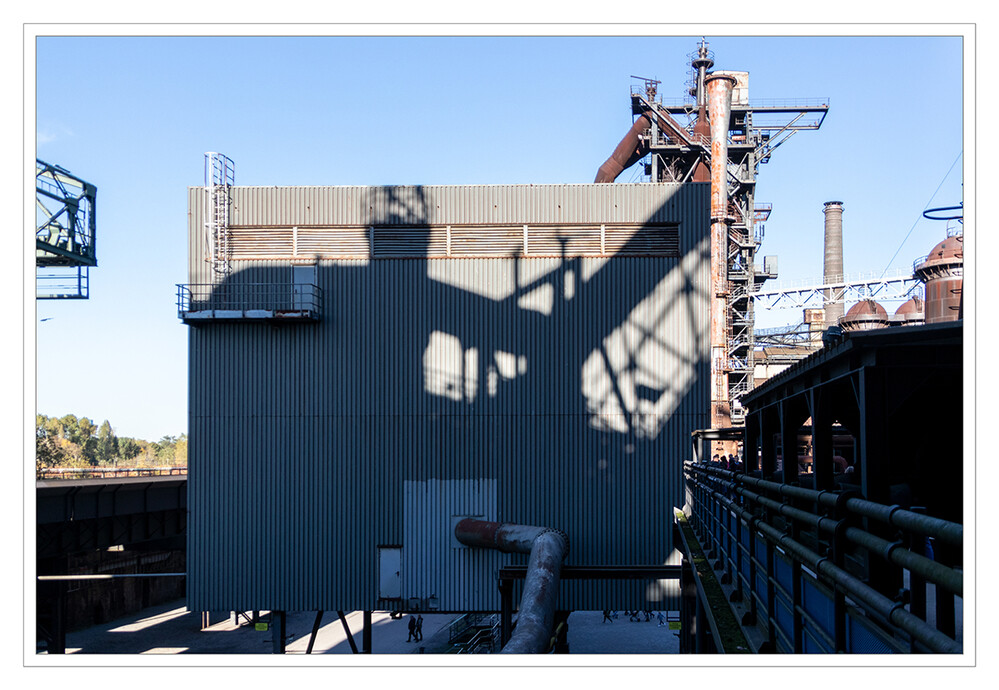 Ganz viel Schatten
Jo
Schlüsselwörter: Landschaftspark Duisburg