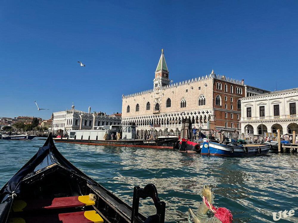 Impressionen aus Venedig
Schlüsselwörter: 2022